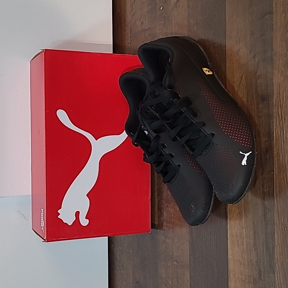Puma Men's SF Drift Cat 5 Ultra size 11.5 Black